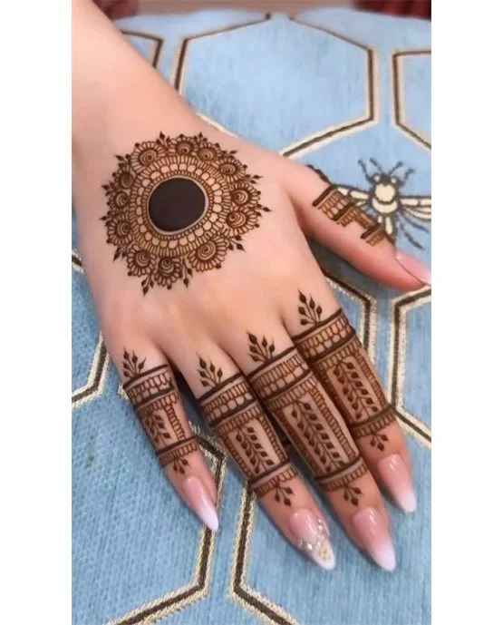 Jasmine Inspired Fancy Back Hand Mehndi Design Jasmine Inspired Fancy Back Hand Mehndi Design